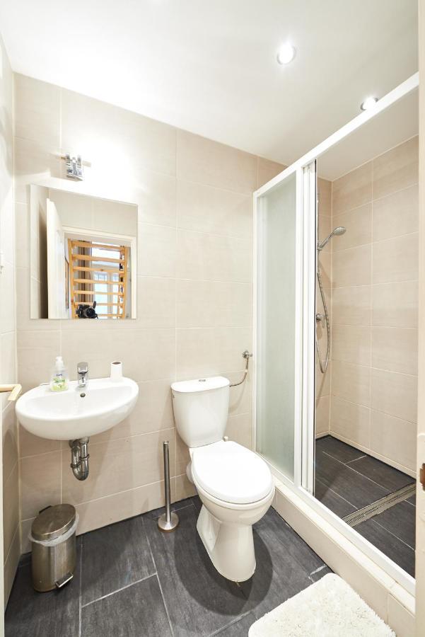 Large Apartment For Groups City Center Dist. VII Budapest Exteriör bild